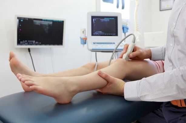 exame das pernas antes da cirurxía de varices